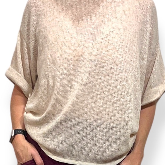 Oversized Button Side Scoop Neck Top NWT S/ M - Picture 3 of 6